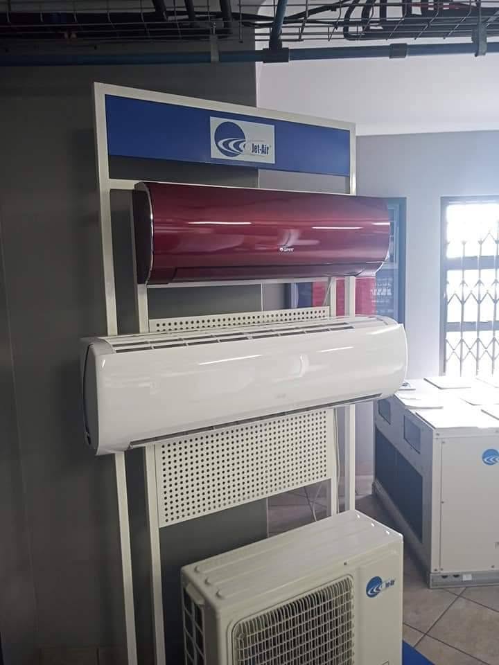 F&R showroom